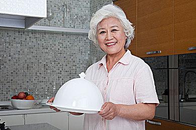 原PC游戏《荒芜月球》主机版将于7＆9推出